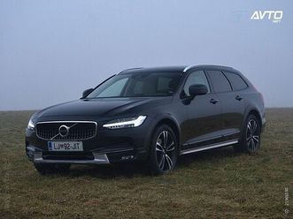 volvo v90 cross country d4 awd aut pro - slovensko poreklo - 1.lastnik