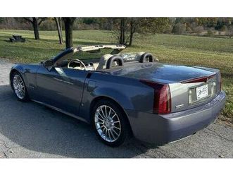 2007 cadillac xlr - excellent condition- 35,000 miles