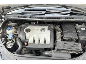 vand golf 5 plus 1.9 tdi cu motor gripat arad