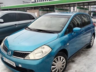 nissan tiida 2008