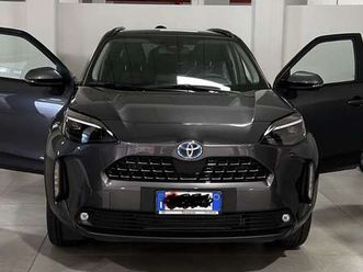 yaris cross1.5h lounge fwd 116cv e-cvt