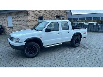 mazda b2500 mit standheizung - baugleich ford ranger