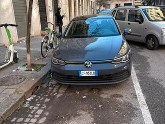 golf viii 1.0 etsi 110 cv