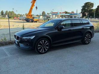 2.0 d4 pro 4x4 full optional