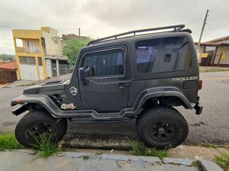 troller t-4 4x4 2.8 tb int. cap. rígida diesel 2002