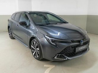 toyota corolla touring sports 2.0 hybrid style e-cvt készletről!