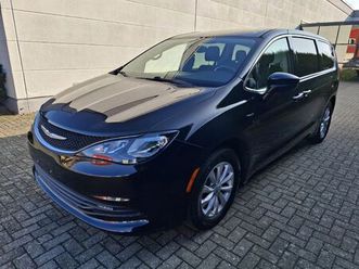 chrysler pacifica touring 8 sitzer garantie