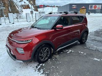 64 kwt exclusive,skinn,kamera,el.seter,harman/kardon+++