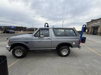 1994 ford bronco • 5.8 v8 • 4x4 • soft top • classic suv