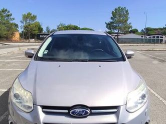 ford focus 1.0 scti titanium