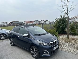 peugeot 108 2017. god, registriran godinu dana, kamera, panoramski krov