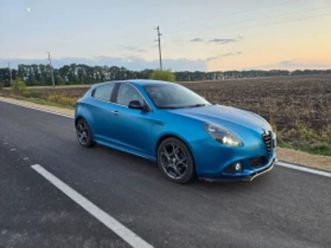 alfa romeo giulietta bluematt ≫ 2010 • 6 400 eur • id