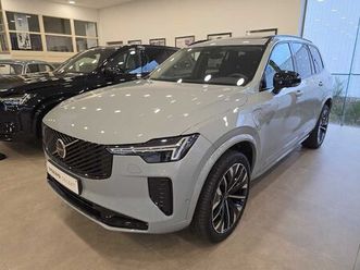 plus, t8 awd plug-in hybrid, elektrisch/benzin, dark, 7 sitze