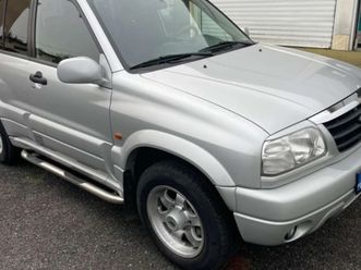 suzuki grand vitara 2.5 v6