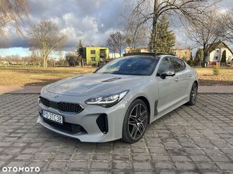 kia stinger 3.3 t-gdi v6 gt awd