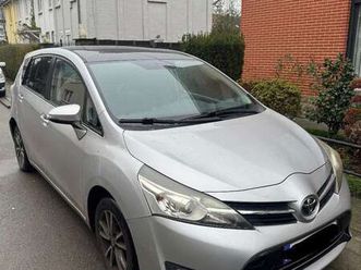 2.0 d-4d 5-sitzer executive