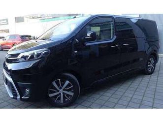 proace verso 2,0 d-4d 180 medium vip aut. vip