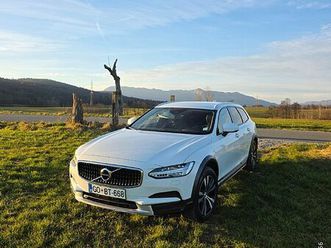 volvo v90 cross country