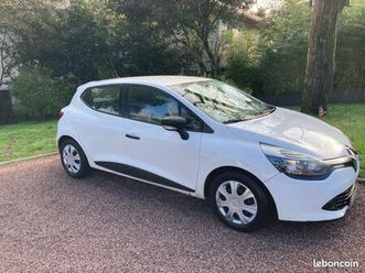 vente voiture clio iv société