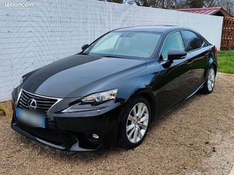 lexus is 300h