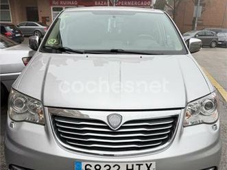 lancia voyager 2.8 crd ed. limitada family class