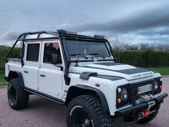 defender 110 crew cab td4 préparation raid