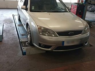 ford mondeo st220
