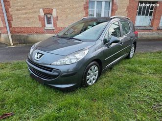 tres belle 207 sw 1.4i toit panoramique