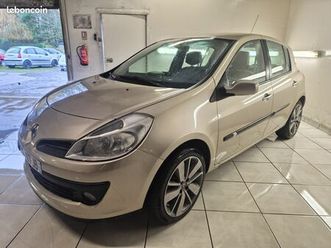 renault clio iii privilège 1.6 i 16v 110 cv boîte auto