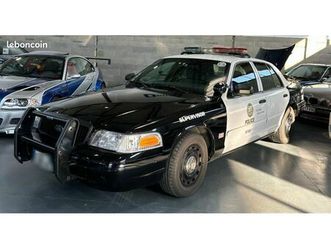 ford crown victoria « police interceptor »