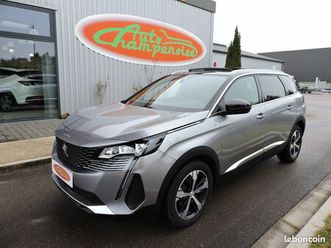 peugeot 5008 2.0 hdi 180ch gt eat8 / toit ouvrant / attelage
