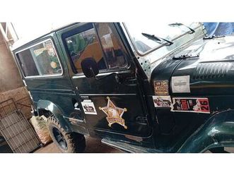 toyota band.jipe cap.de aço chas. longo diesel 1982