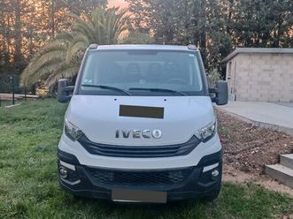camion benne iveco double cabine avec coffre