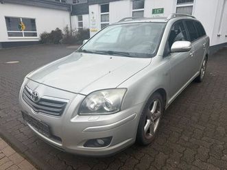 toyota avensis 2.2 d-cat kombi viele neuteile!
