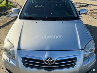 toyota avensis 2.2 d4d clean power executive