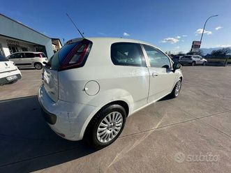 fiat punto evo 1.3 multijet 95 automatica 2010