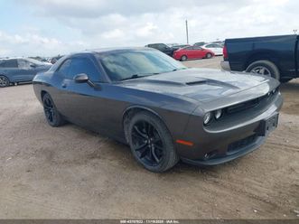 dodge challenger 3.6l sxt