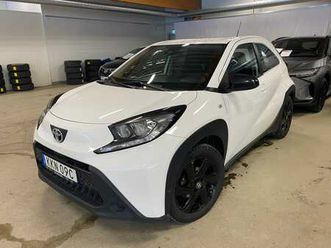 aygo x 1.0 5dr play automat | vinterhjul