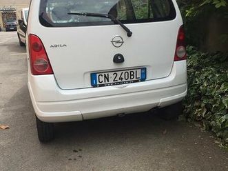 opel agila 2004