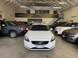 volvo v40 d2 1.6 summum