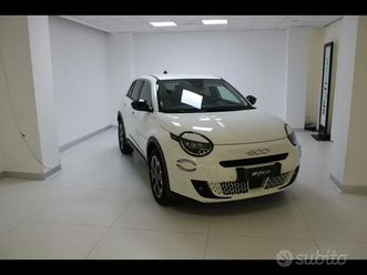 fiat 600 (2023-->) - 600 hybrid 136 cv dct mhev la