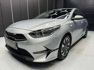 kia ceed 1.5 t-gdi silver