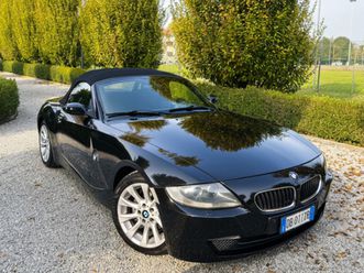bmw z4: la roadster classica che ti fa' emozionare