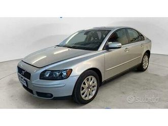 volvo s40 2.0 d 136 cv solo 109mila km!!!!!!!!!!