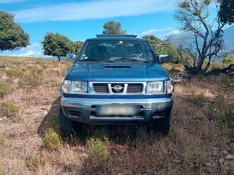 4× 4 pick up nissan