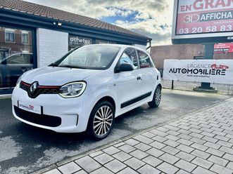 iii (2) 1.0 sce 65 life (1ere main )