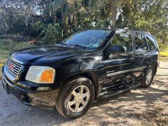 2006 gmc envoy 4x4 runs good-cold a/c- tow hitch-power sunroof