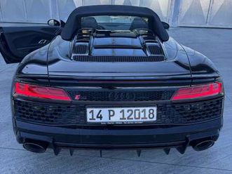 r8 spyder 5.2 v10 rwd 540cv s tronic