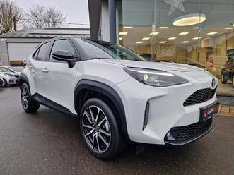 toyota yaris cross gr sport