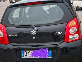 suzuki alto 1.0 kw 50 - 2009 adatta neopatentati